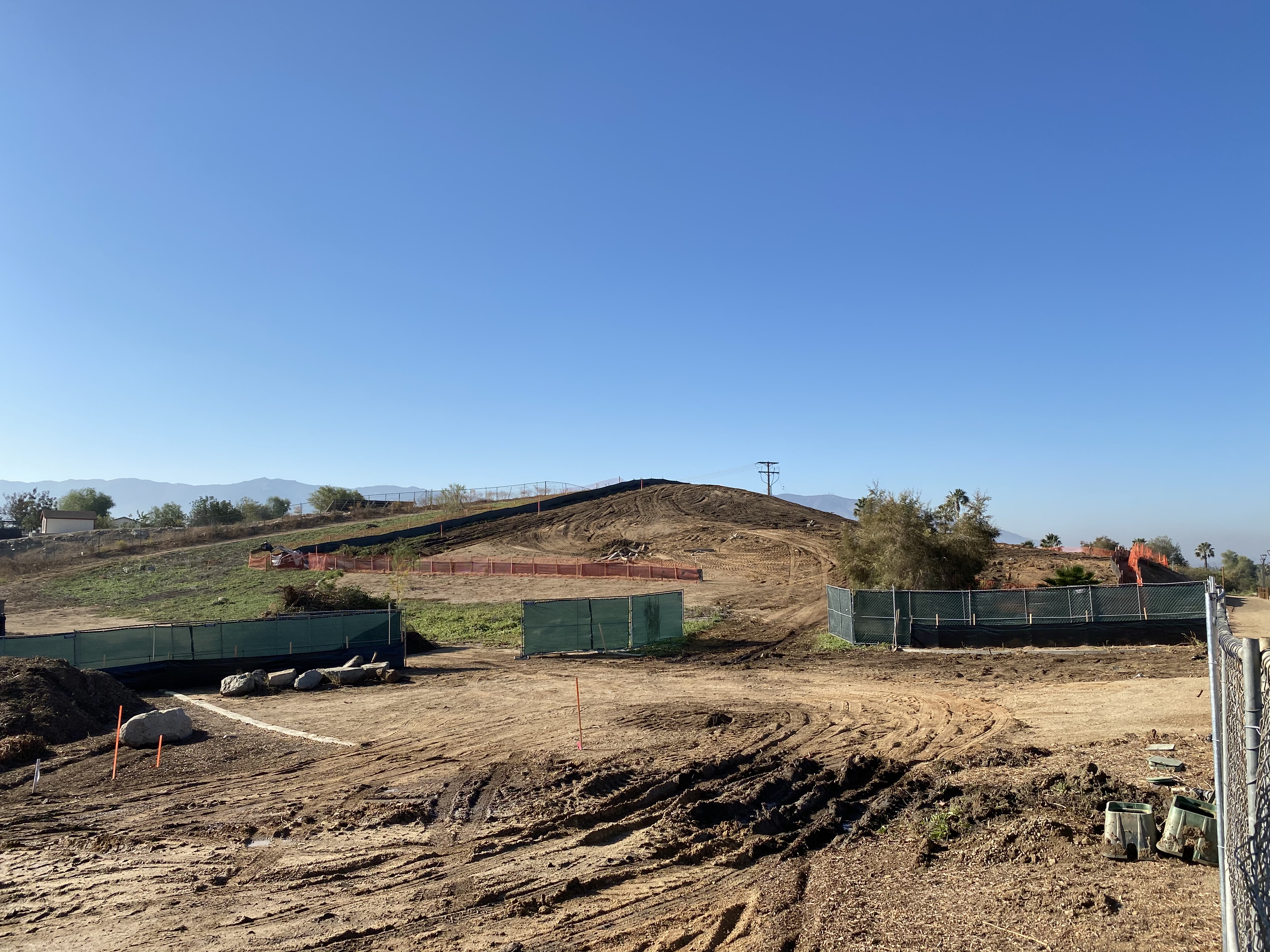 Grading the building site Grading the building site
