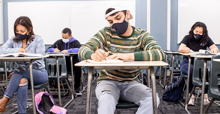 Students with masks in classroom