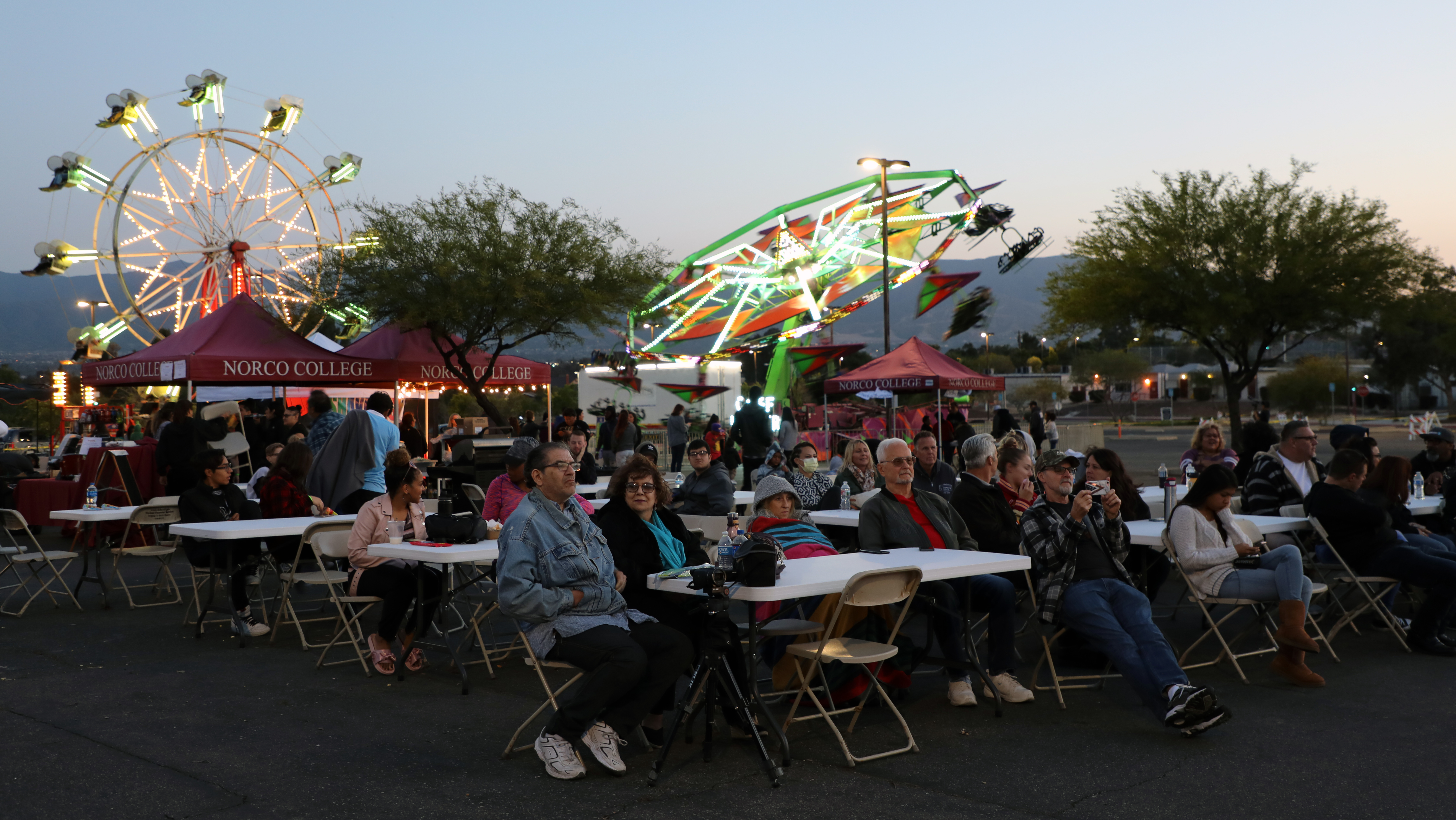 NOMU Crowd NOMU Crowd